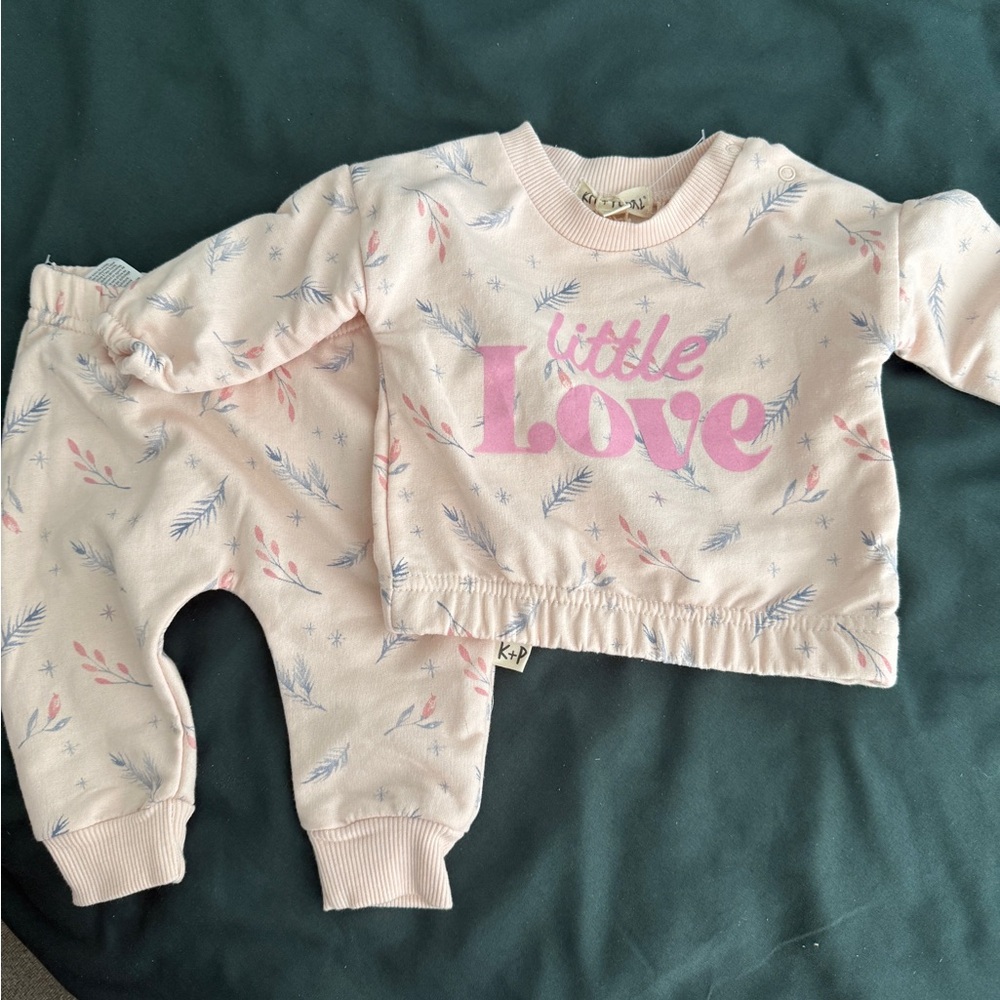 0-3months sweatsuit